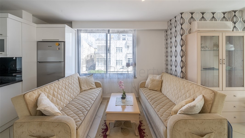 Möblierte Wohnung 50 Meter vom Strand entfernt im Herzen von Oba