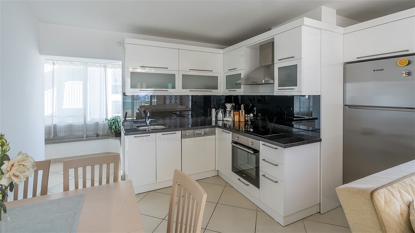 Möblierte Wohnung 50 Meter vom Strand entfernt im Herzen von Oba