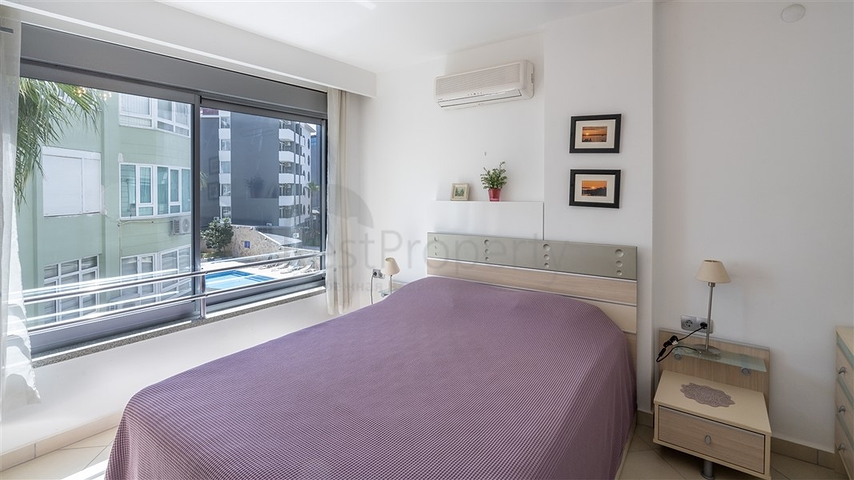 Möblierte Wohnung 50 Meter vom Strand entfernt im Herzen von Oba