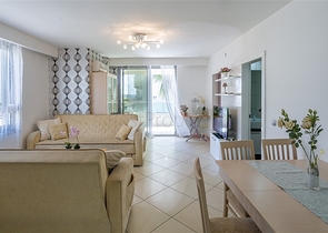 Möblierte Wohnung 50 Meter vom Strand entfernt im Herzen von Oba