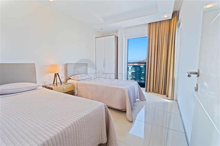 Familienwohnung in einem gepflegten Komplex mit Hotelinfrastruktur