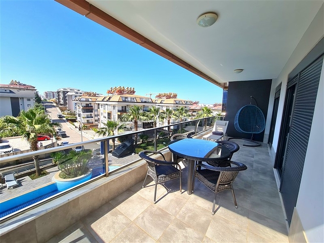 Moderne möblierte Wohnung in einer Wohnanlage mit reicher Infrastruktur in der Gegend von Oba