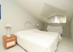 Möblierte 3+1 Maisonette-Wohnung mit großer Terrasse im Zentrum von Alanya