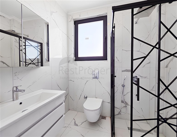 4+1 Luxusvilla mit privatem Pool und Meerblick in Kargicak