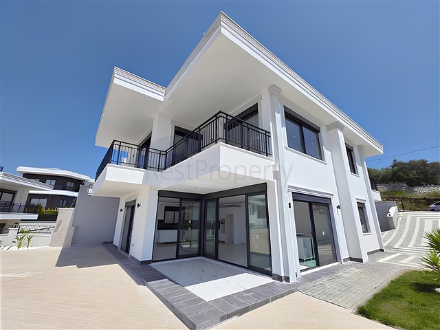 4+1 Luxusvilla mit privatem Pool und Meerblick in Kargicak