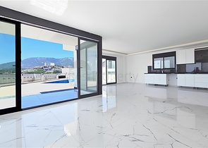 4+1 Luxusvilla mit privatem Pool und Meerblick in Kargicak