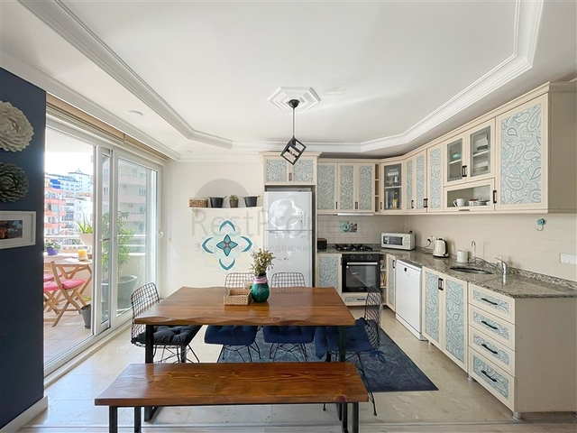 Komfortable Wohnung mit Möbeln in einer gemütlichen Gegend von Alanya