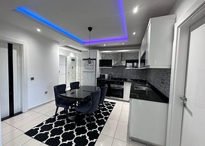 Gemütliche möblierte Wohnung am Meer in der grünen Gegend von Kestel Gemütliche möblierte Wohnung am Meer in der grünen Gegend von Kestel