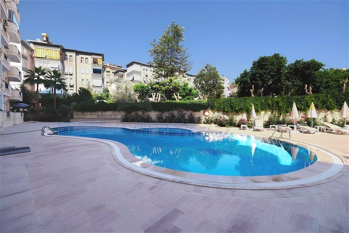 Wohnung 2+1 in der Nähe des Kleopatra Strandes - Zentrum von Alanya und zu Fuß erreichbar zum Meer