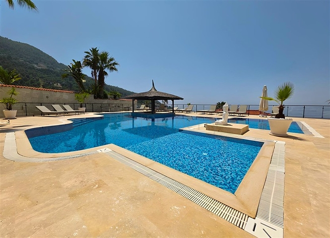 5+2 Luxusvilla mit Meerblick im Zentrum von Alanya — Privatsphäre, Komfort und Luxus an einem Ort