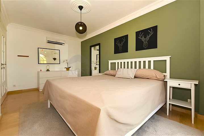 5+2 Luxusvilla mit Meerblick im Zentrum von Alanya — Privatsphäre, Komfort und Luxus an einem Ort