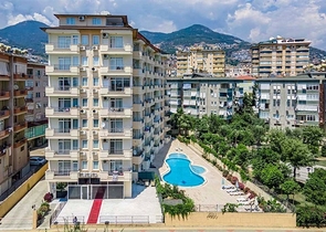 Geräumiges, möbliertes Penthouse mit Terrassen im Herzen von Alanya