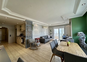 Geräumige möblierte 2+1-Wohnung nur 150 Meter vom Meer entfernt im Stadtteil Oba