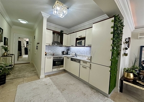 Gemütliche 1+1 möblierte Wohnung in der prestigeträchtigen Gegend von Dschikkilli 