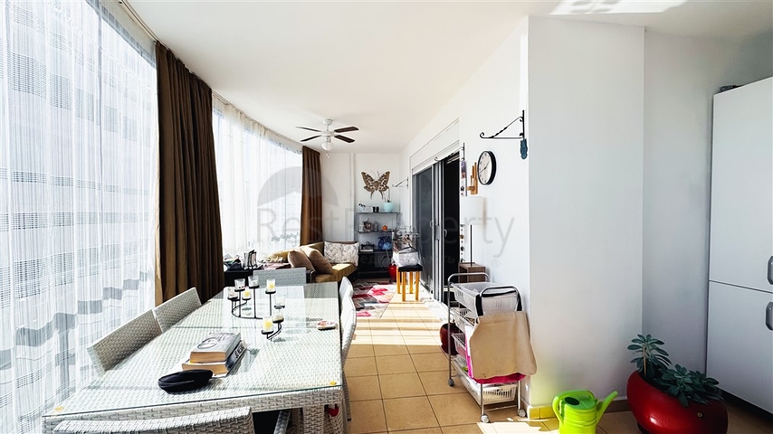 Geräumige und komfortable Wohnung in einem prestigeträchtigen Komplex