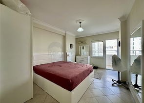 Komfortable 2+1-Wohnung in einem Komplex mit entwickelter Infrastruktur