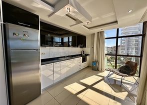 Gemütliche 1+1 Wohnung in einer Wohnanlage mit reicher Infrastruktur