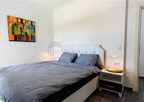 Gemütliche 2+1 Wohnung in einem Haus mit Pool und Grünfläche