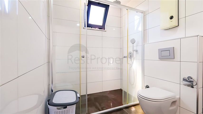 Geräumige möblierte 3+1-Wohnung mit reicher Infrastruktur in einer modernen Wohnanlage