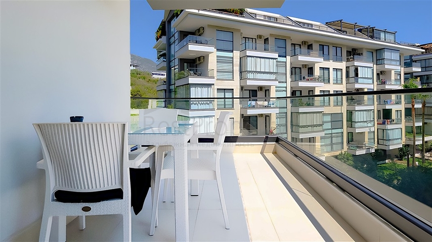 Geräumige möblierte 3+1-Wohnung mit reicher Infrastruktur in einer modernen Wohnanlage