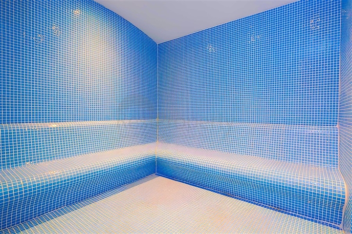 Moderne Wohnung am Meer in einer Premium-Wohnanlage