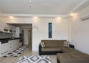 Geräumige möblierte 2+1-Wohnung 350 Meter vom berühmten Kleopatra-Strand entfernt