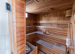 Moderne Wohnung in einem Komplex mit reicher Infrastruktur im Herzen der Stadt