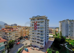 Moderne Wohnung in einem Komplex mit reicher Infrastruktur im Herzen der Stadt