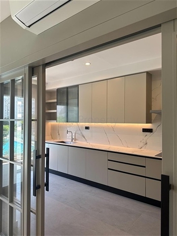 LUXUSWOHNUNG IN DER PRESTIGETRÄCHTIGSTEN GEGEND VON ANTALYA / KONYAALTI WIRD ANGEBOTEN LUXUSWOHNUNG IN DER PRESTIGETRÄCHTIGSTEN GEGEND VON ANTALYA / KONYAALTI WIRD ANGEBOTEN