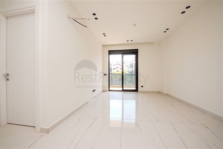 Komfort und Stil im Zentrum von Oba — eine moderne Wohnung mit reicher Infrastruktur