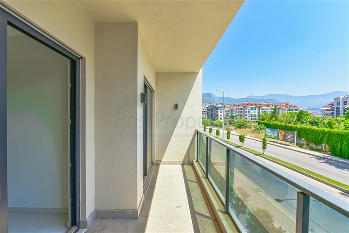 Komfort und Stil im Zentrum von Oba — eine moderne Wohnung mit reicher Infrastruktur