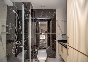 Komfort und Stil im Zentrum von Oba — eine moderne Wohnung mit reicher Infrastruktur