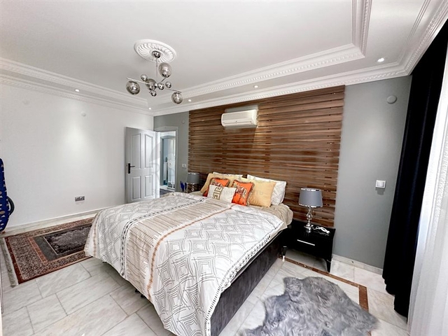 Gemütliche Wohnung in einem bewohnten Komplex im Herzen des Bezirks Oba