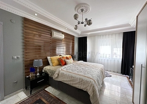 Gemütliche Wohnung in einem bewohnten Komplex im Herzen des Bezirks Oba