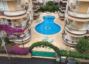 Gemütliche Wohnung in einem bewohnten Komplex im Herzen des Bezirks Oba