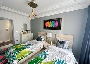 Gemütliche Wohnung in einem bewohnten Komplex im Herzen des Bezirks Oba