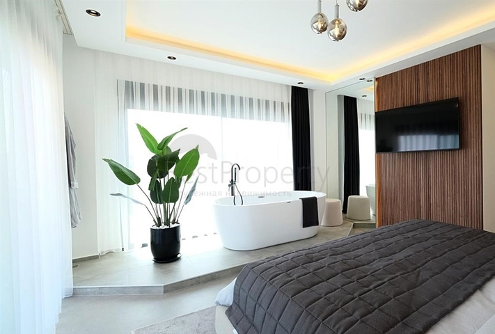 Moderne Villa mit Panoramablick auf das Meer in Alanya