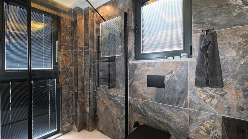 Moderne Villa mit Panoramablick auf das Meer in Alanya