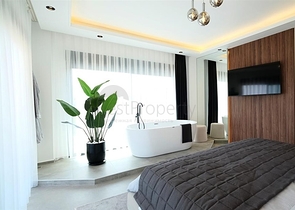 Moderne Villa mit Panoramablick auf das Meer in Alanya