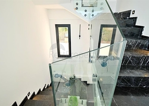 Moderne Villa mit Panoramablick auf das Meer in Alanya