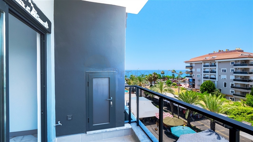 Moderne Wohnung am Meer, umgeben von Ruhe und Komfort