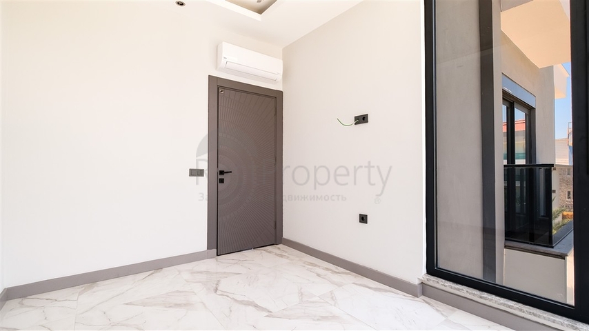 Moderne Wohnung am Meer, umgeben von Ruhe und Komfort