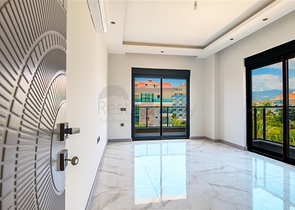 Moderne Wohnung am Meer, umgeben von Ruhe und Komfort