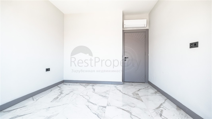 Penthouse am Meer mit geräumigen Terrassen und Panoramablick