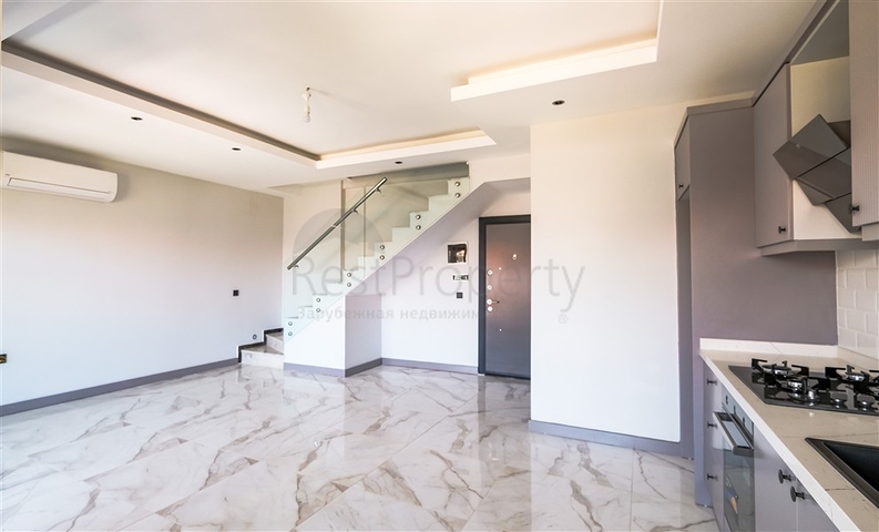 Penthouse am Meer mit geräumigen Terrassen und Panoramablick