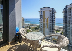 Moderne Wohnung mit Panoramablick auf das Meer im Zentrum von Mahmutlar