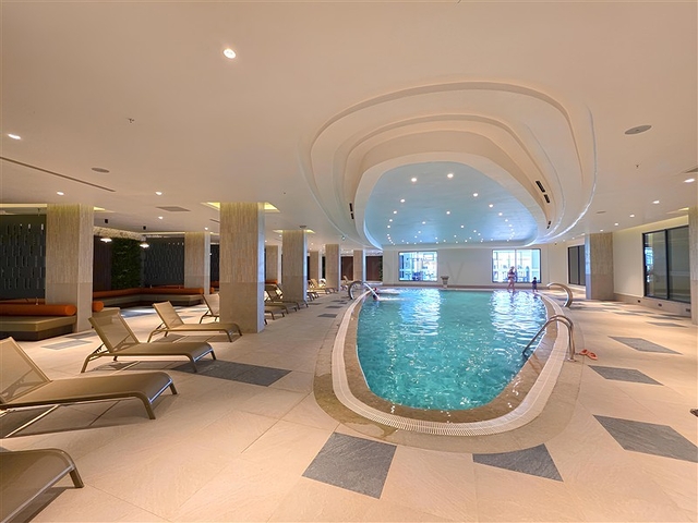 Luxuriöse 3+1-Wohnung mit Garten in einem Luxus-Komplex am Meer