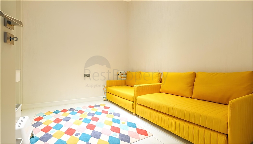 Luxuriöse 3+1-Wohnung mit Garten in einem Luxus-Komplex am Meer