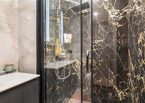 Luxuriöse 3+1-Wohnung mit Garten in einem Luxus-Komplex am Meer