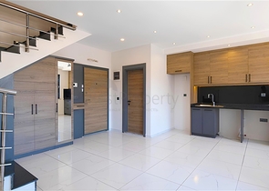 Penthouse 2+1 mit Terrasse in einem modernen Komplex im Stadtteil Oba Penthouse 2+1 mit Terrasse in einem modernen Komplex im Stadtteil Oba